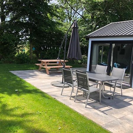 Luxe En Gezellig Chalet Aan Veluwemeer 4 Pers Hulshorst Exterior foto